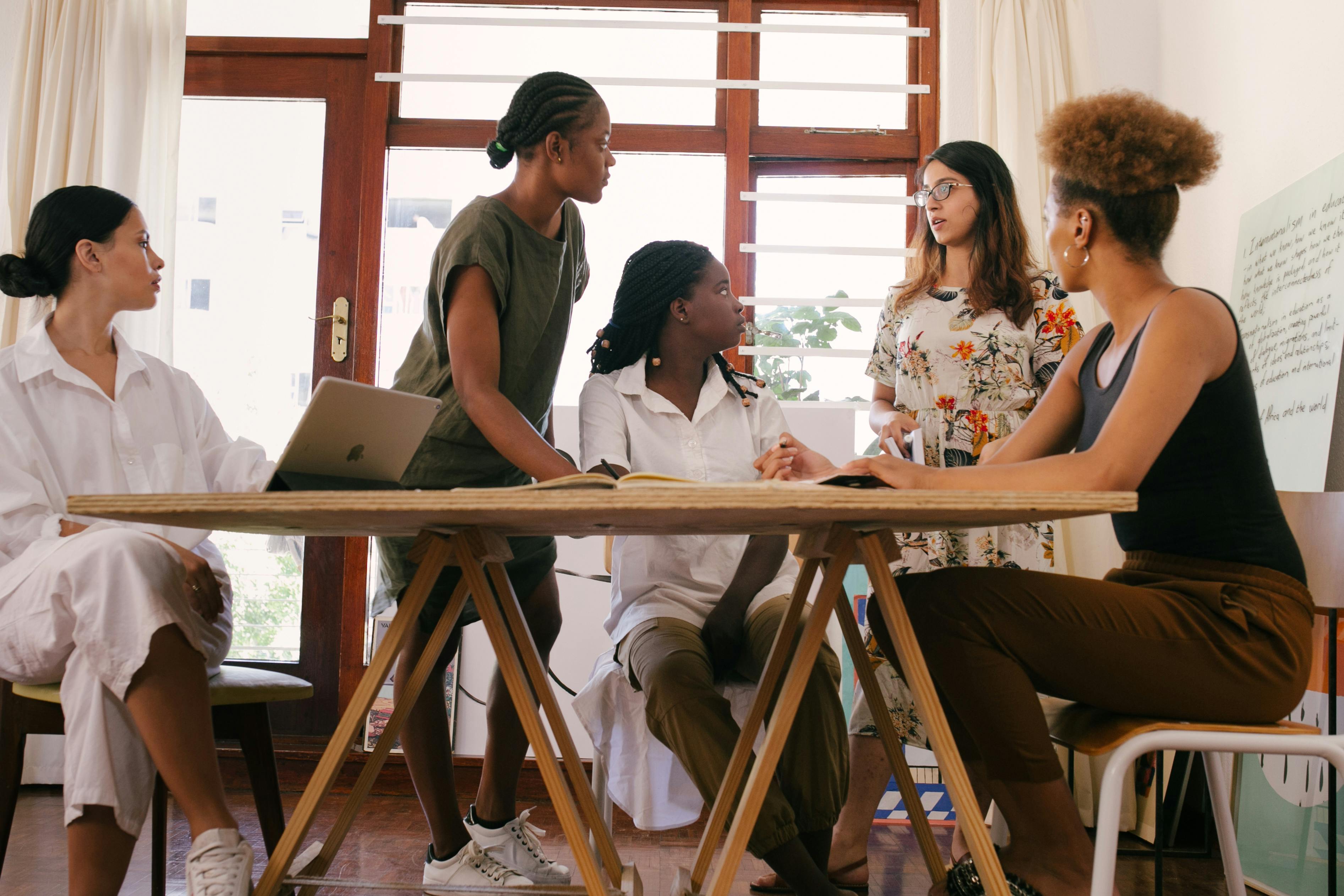 donne che lavorano