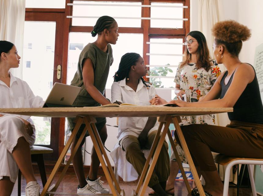 donne che lavorano